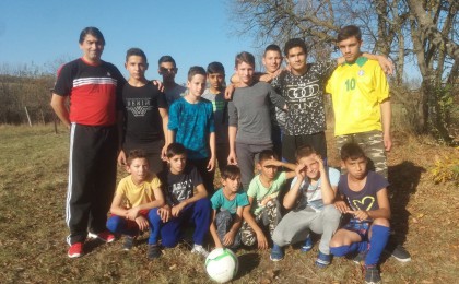 2019 - Voetbalschoenen voor Romakinderen